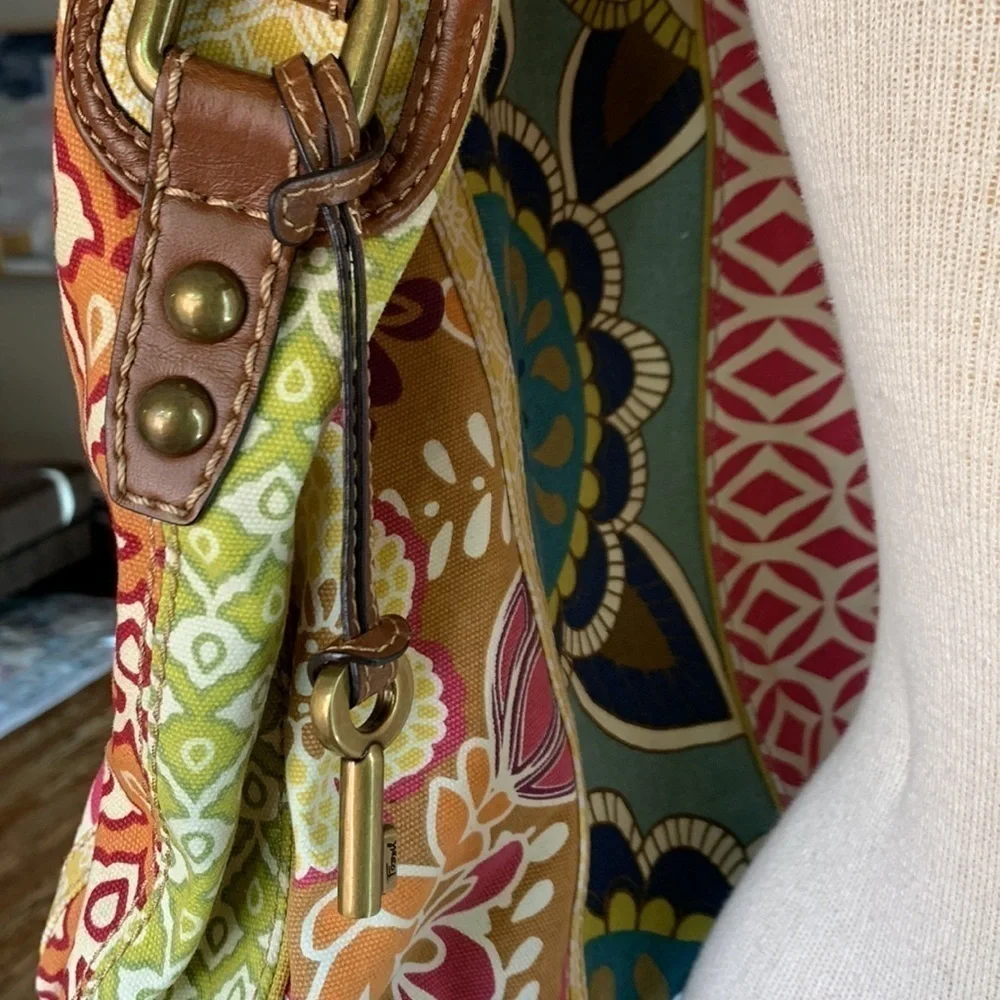 FOSSIL canvas and leather floral purse